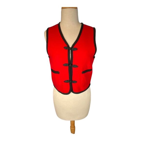 Vintage ice Brand 100% Wool Size 8P Red & Black Sweater Vest 3 Button Clasp - Picture 2 of 10